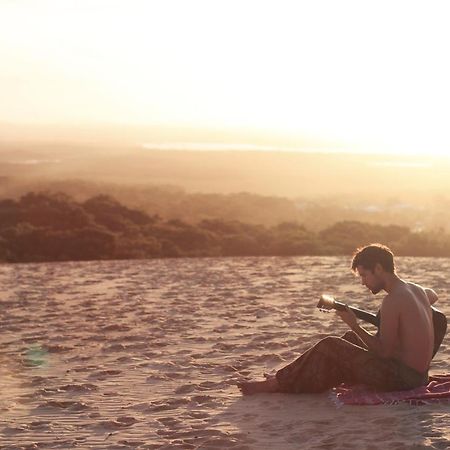 Pippies Beachhouse Backpackers Rainbow Beach Exterior foto