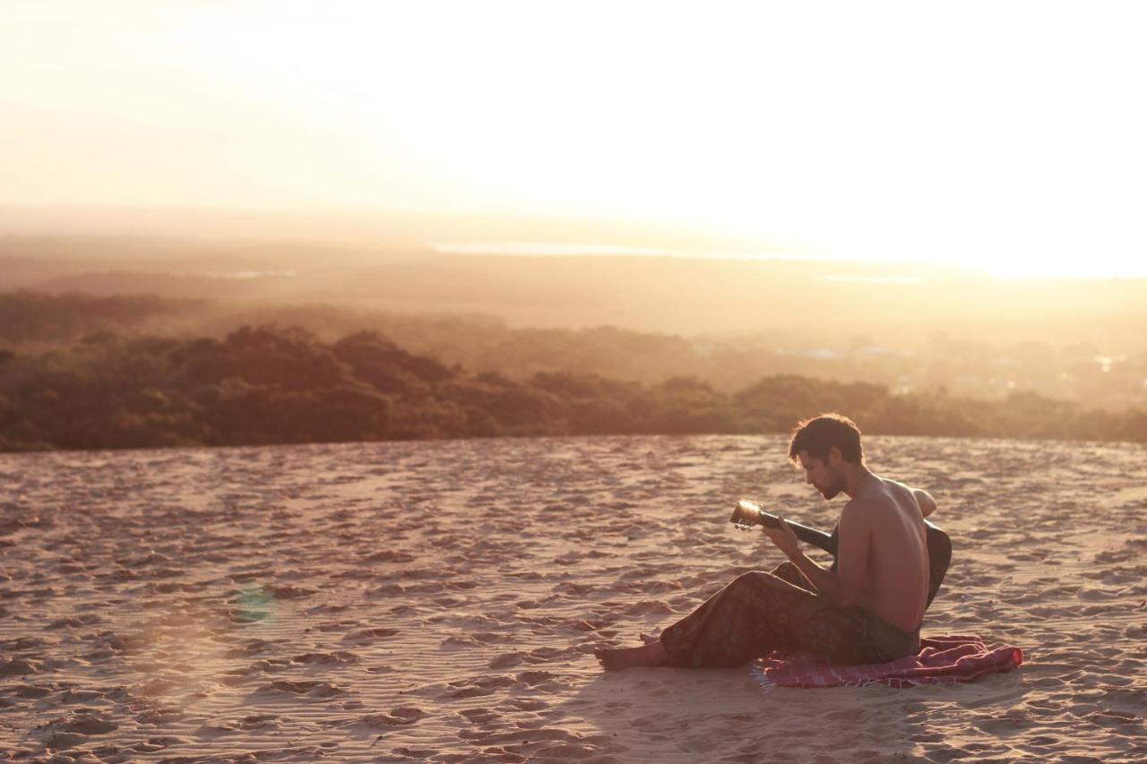 Pippies Beachhouse Backpackers Rainbow Beach Exterior foto