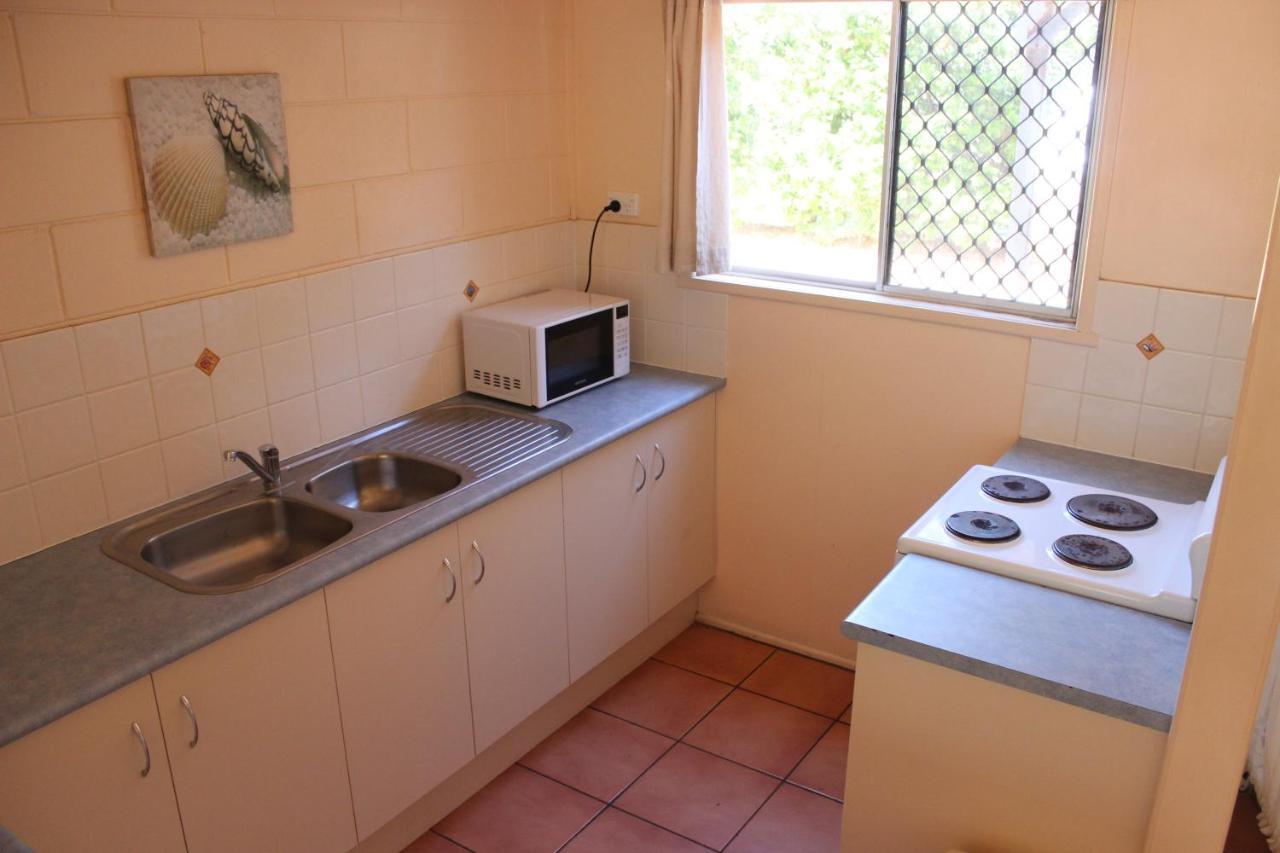 Pippies Beachhouse Backpackers Rainbow Beach Exterior foto